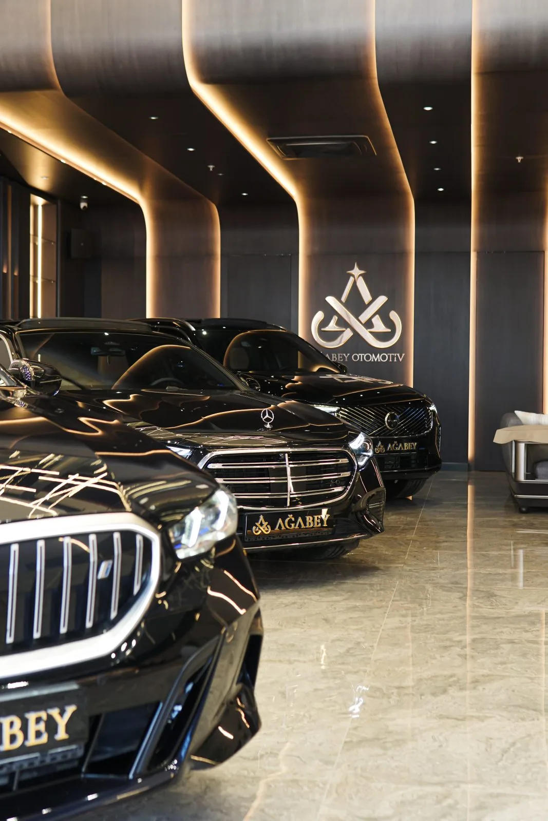 Ağabey Otomotiv Showroom